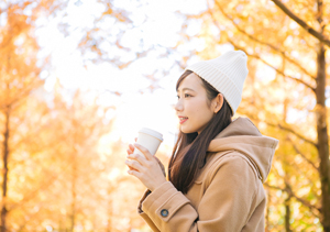 寒い冬に備えて！秋から始める冷え性対策とは？